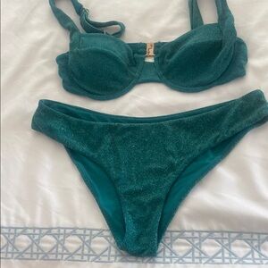 💙SOLD💙Vetchy Laguna Emerald bikini Women's Swimwear Set